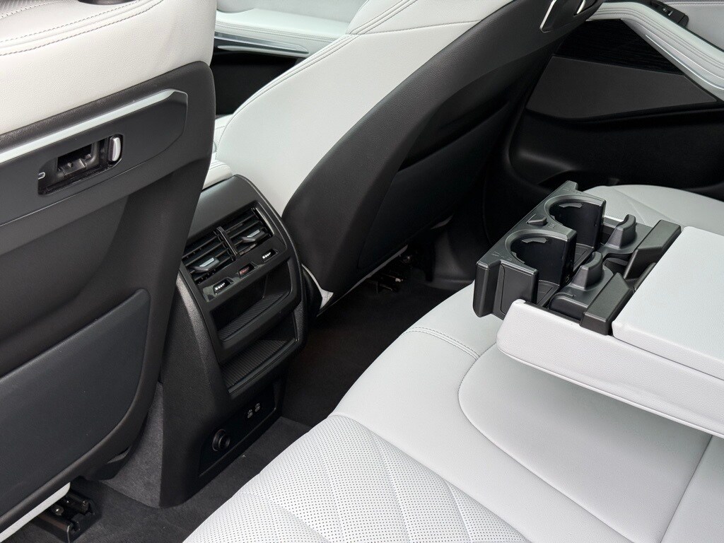 2024 BMW X5 - Image 22