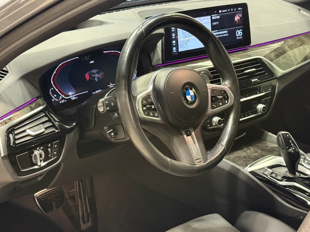 2023 BMW 540I - Image 12