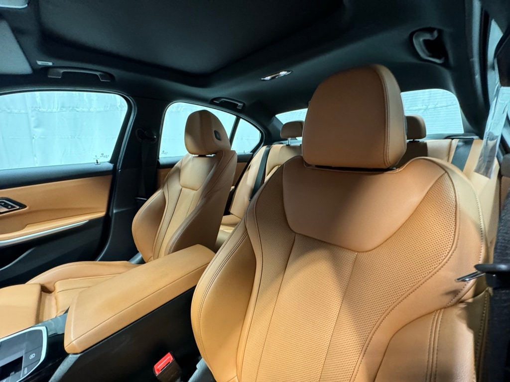 2023 BMW 330I - Image 19