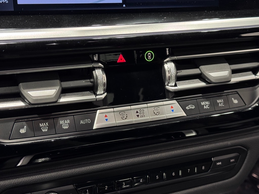 2025 BMW Z4 - Image 13