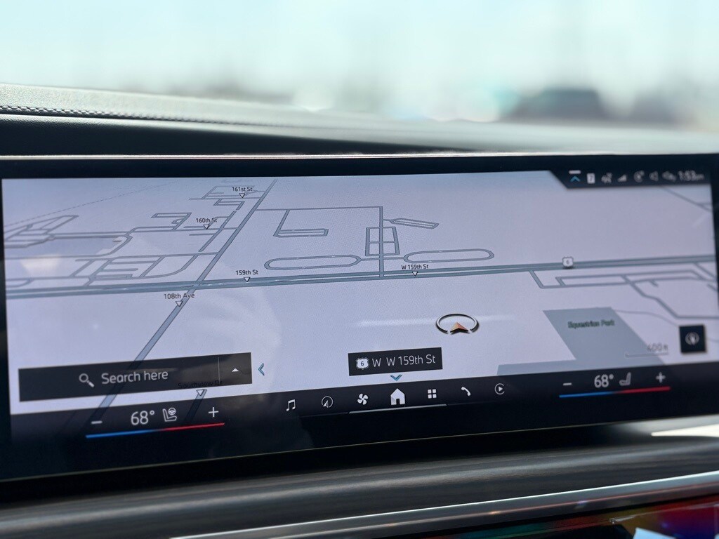 2025 BMW 760I - Image 9