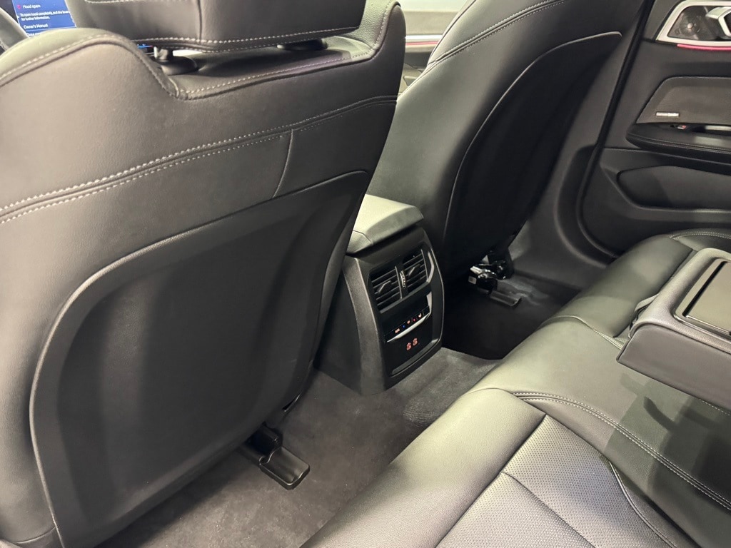 2025 BMW I4 - Image 25