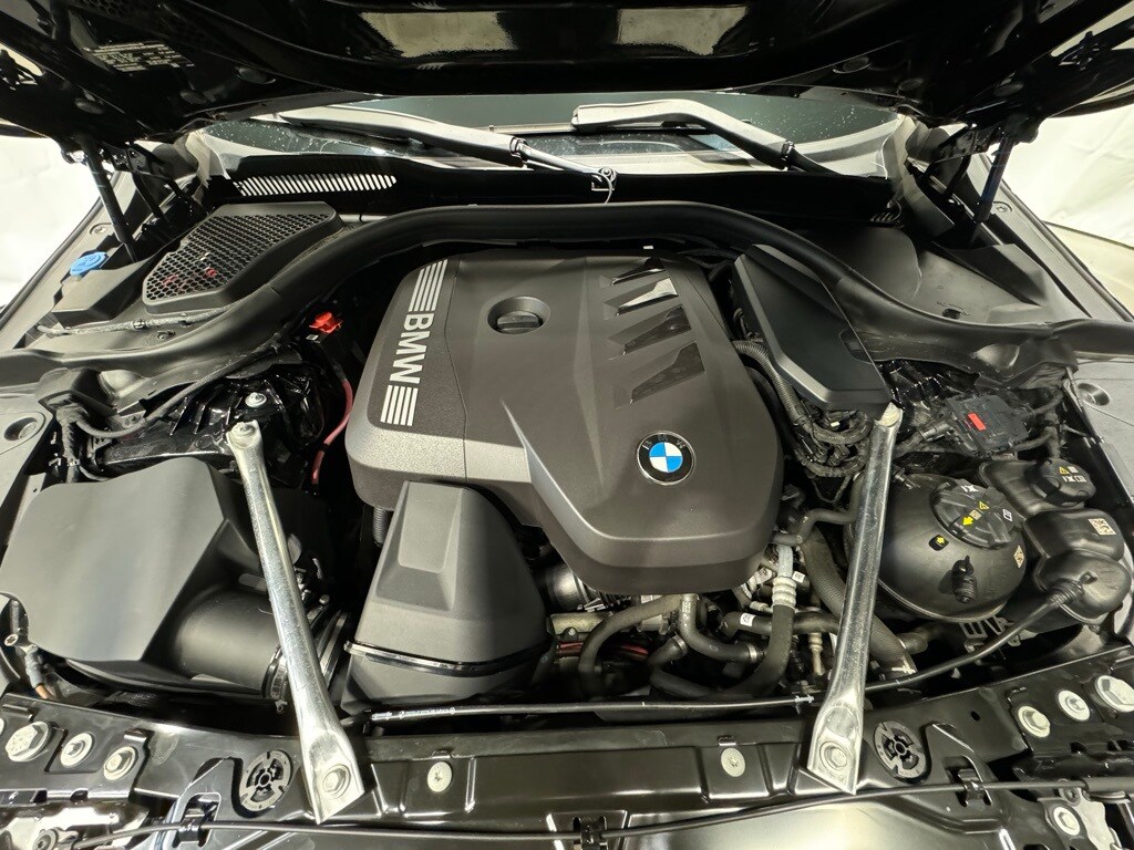 2025 BMW 530I - Image 32