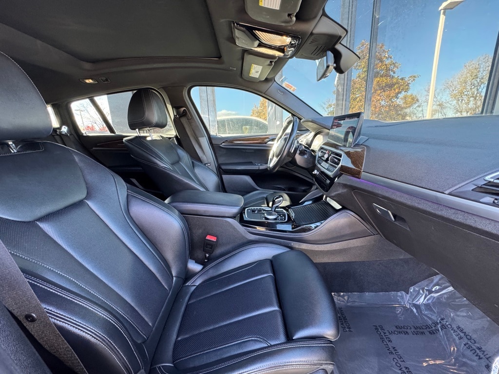 2023 BMW X4 - Image 29