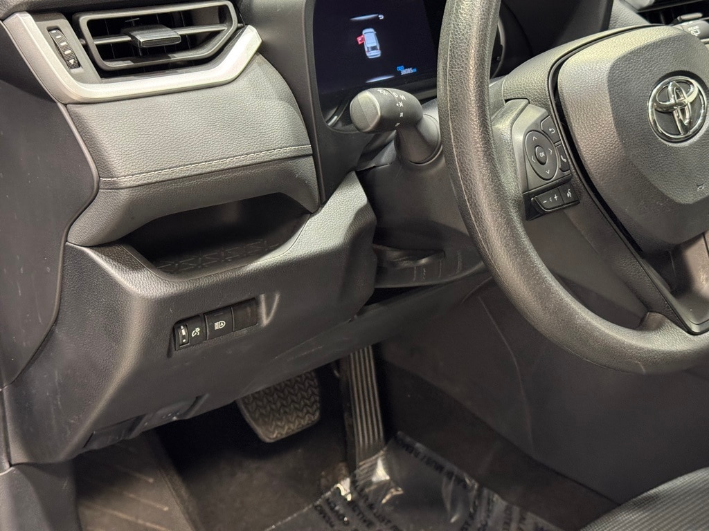 2024 TOYOTA RAV4 - Image 16