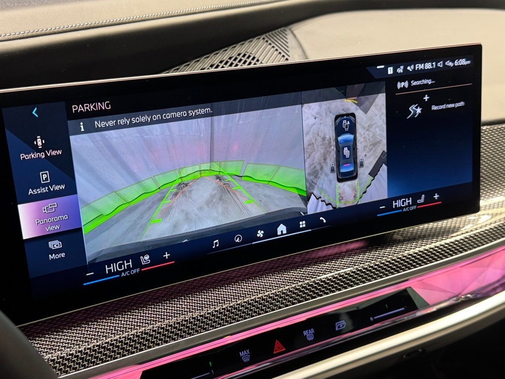 2023 BMW 760I - Image 11