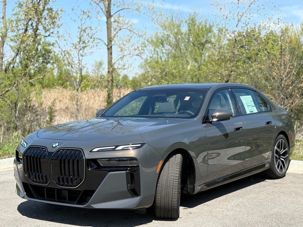 2025 Bmw 760i xDrive photo 3