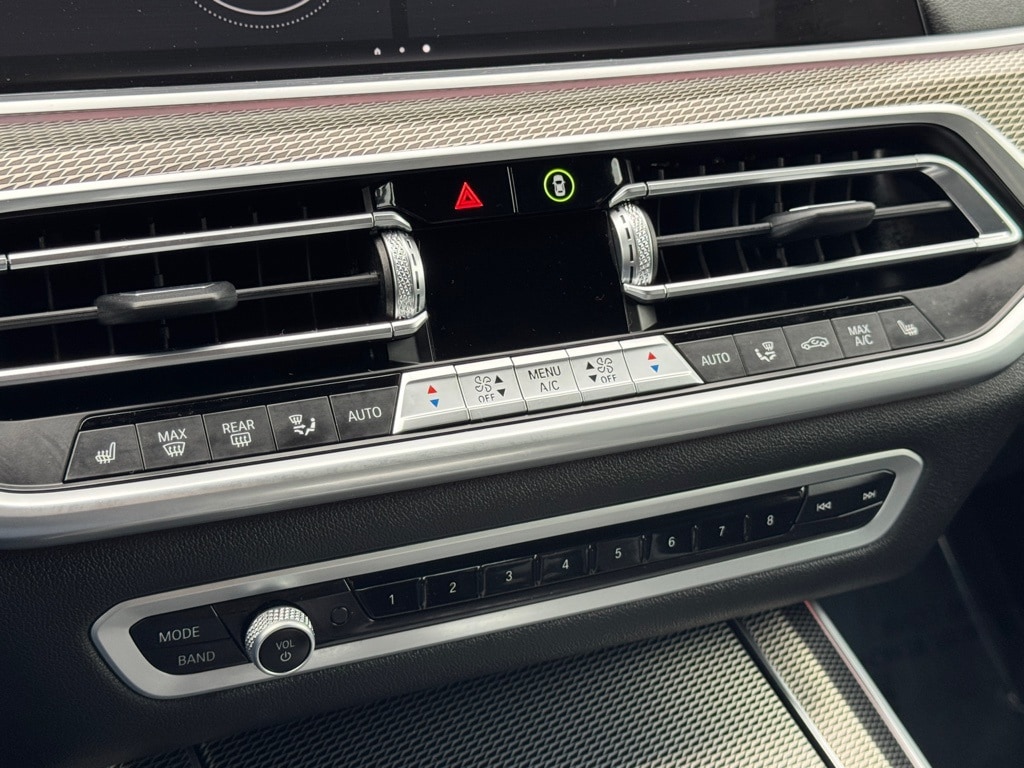 2023 BMW X5 - Image 13