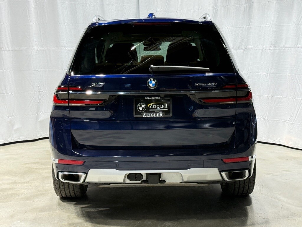 2026 BMW X7 - Image 4