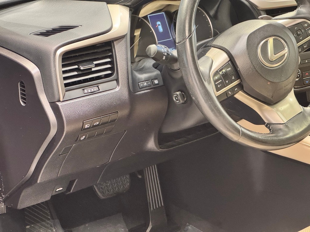 2022 LEXUS RX - Image 17