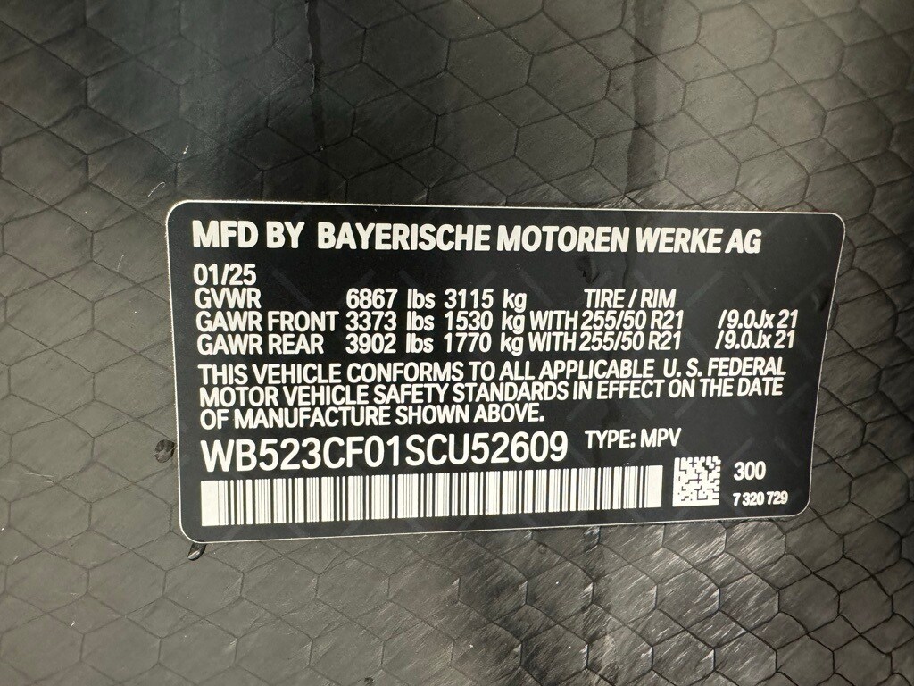 2025 BMW IX - Image 34