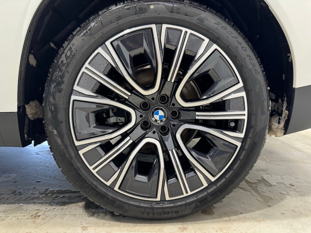 2025 BMW X3 - Image 12