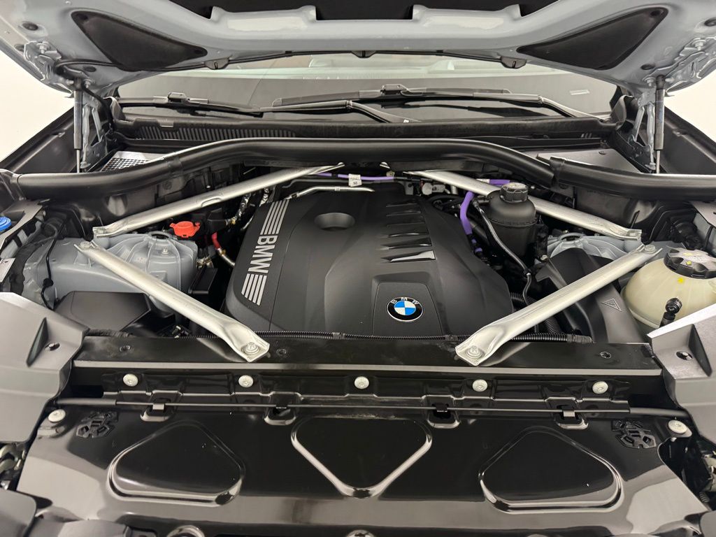 2024 BMW X5 - Image 32