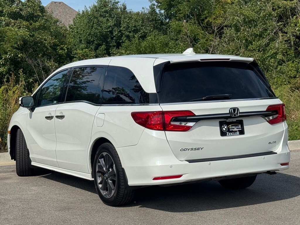 2022 Honda Odyssey Elite photo 3