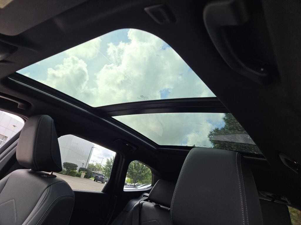 2025 BMW X1 - Image 20