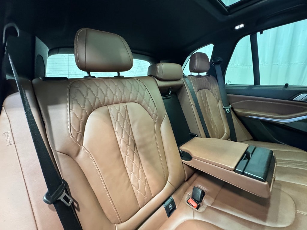 2023 BMW X5 - Image 27