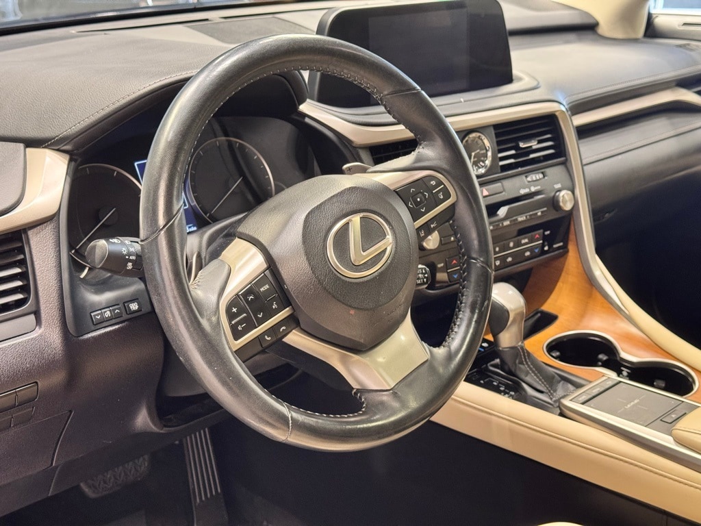 2022 LEXUS RX - Image 15
