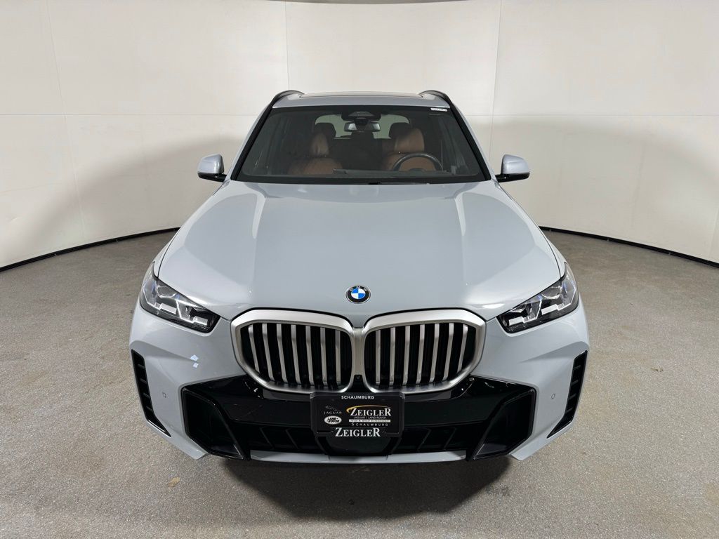 2024 BMW X5 - Image 2