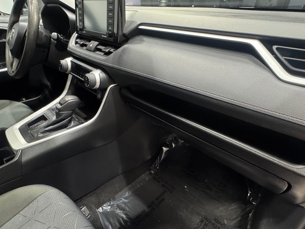 2022 TOYOTA RAV4 - Image 28