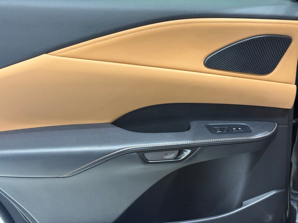 2024 LEXUS RX - Image 22