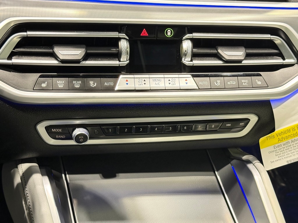 2023 BMW X6 - Image 13