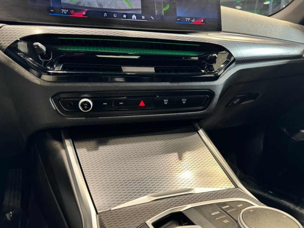 2025 BMW 430I - Image 9