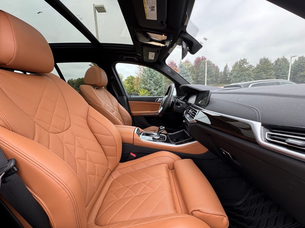 2023 BMW X5 - Image 29