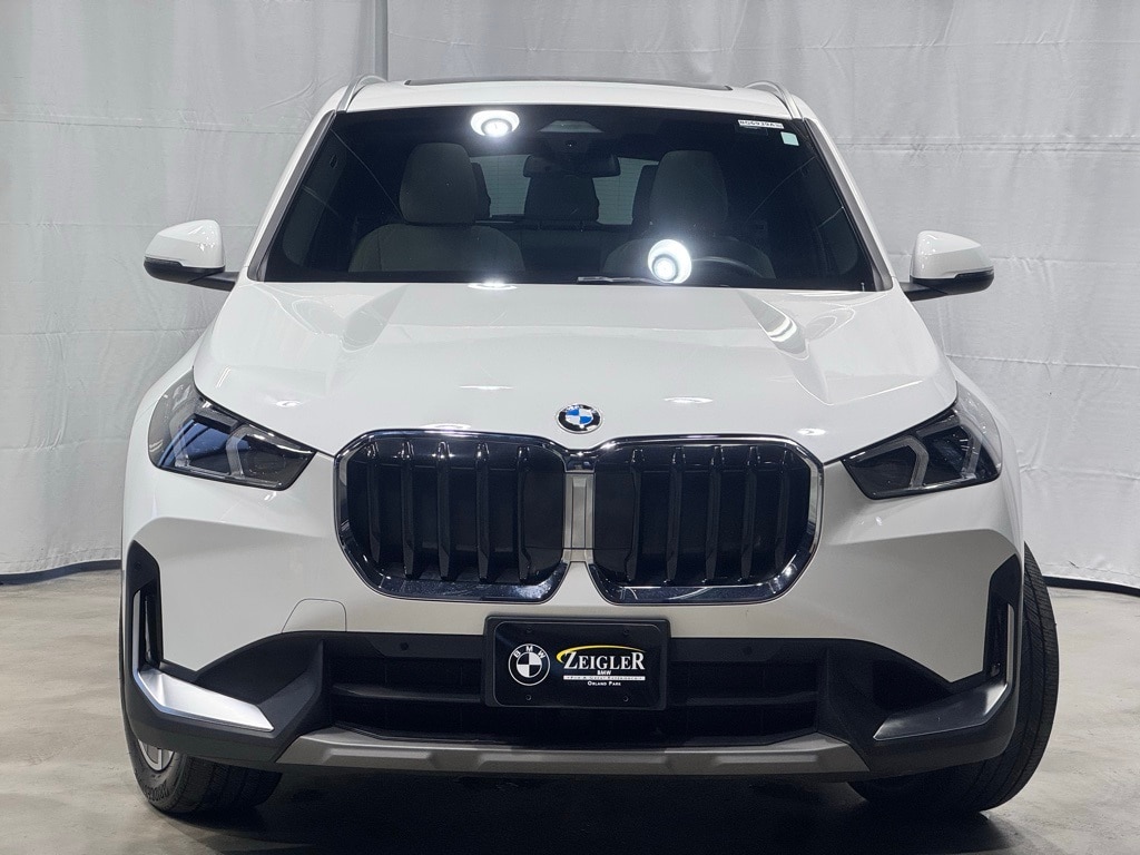 2023 BMW X1 - Image 2