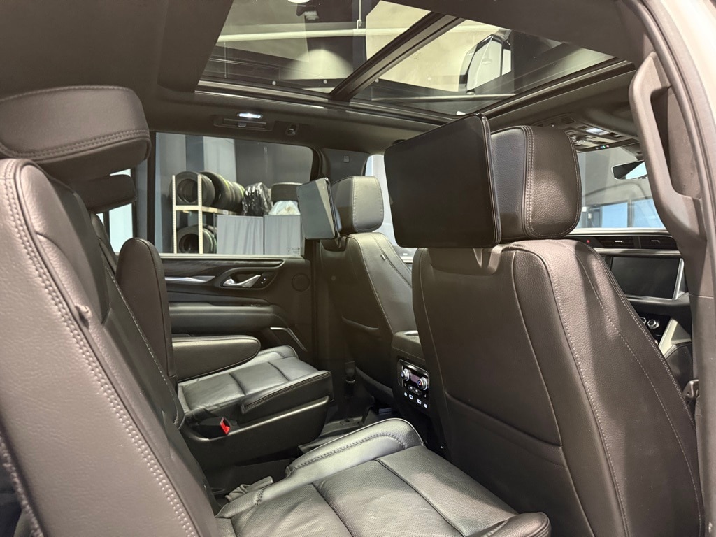 2021 GMC YUKON - Image 32