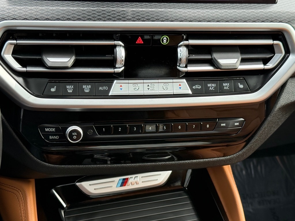 2022 BMW X4 - Image 15