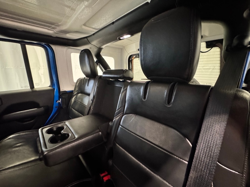 2023 JEEP WRANGLER - Image 27
