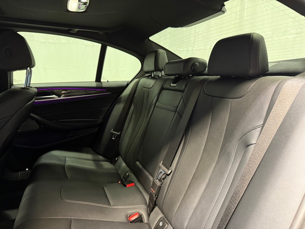 2023 BMW 540I - Image 19