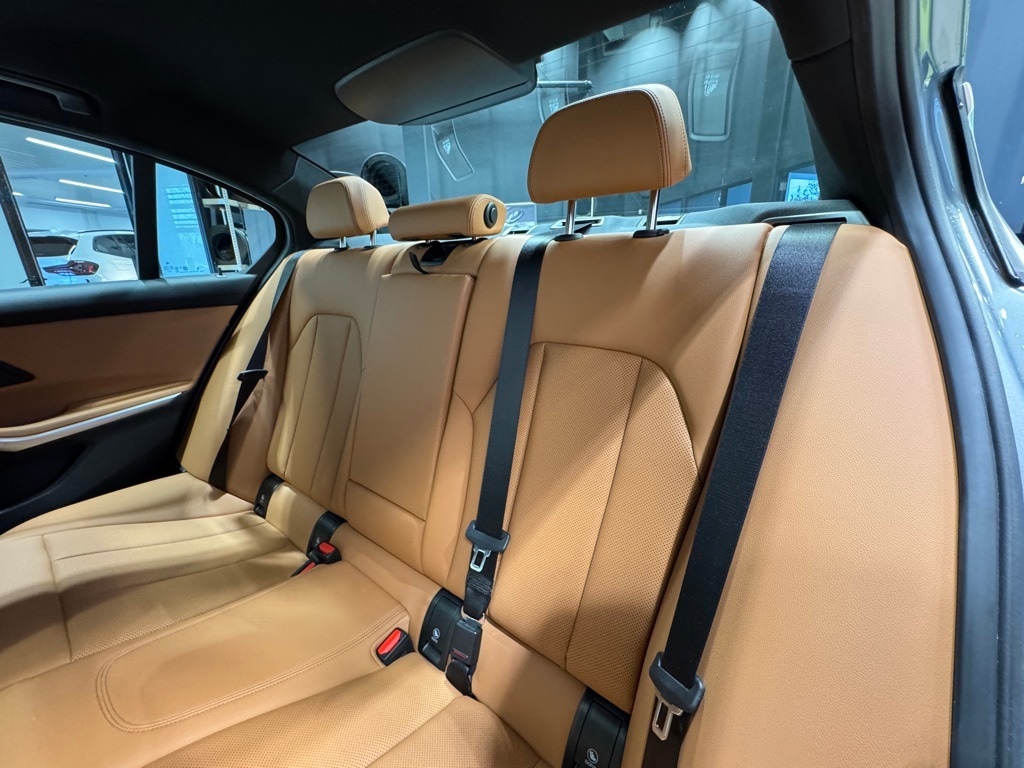 2025 BMW 330I - Image 26