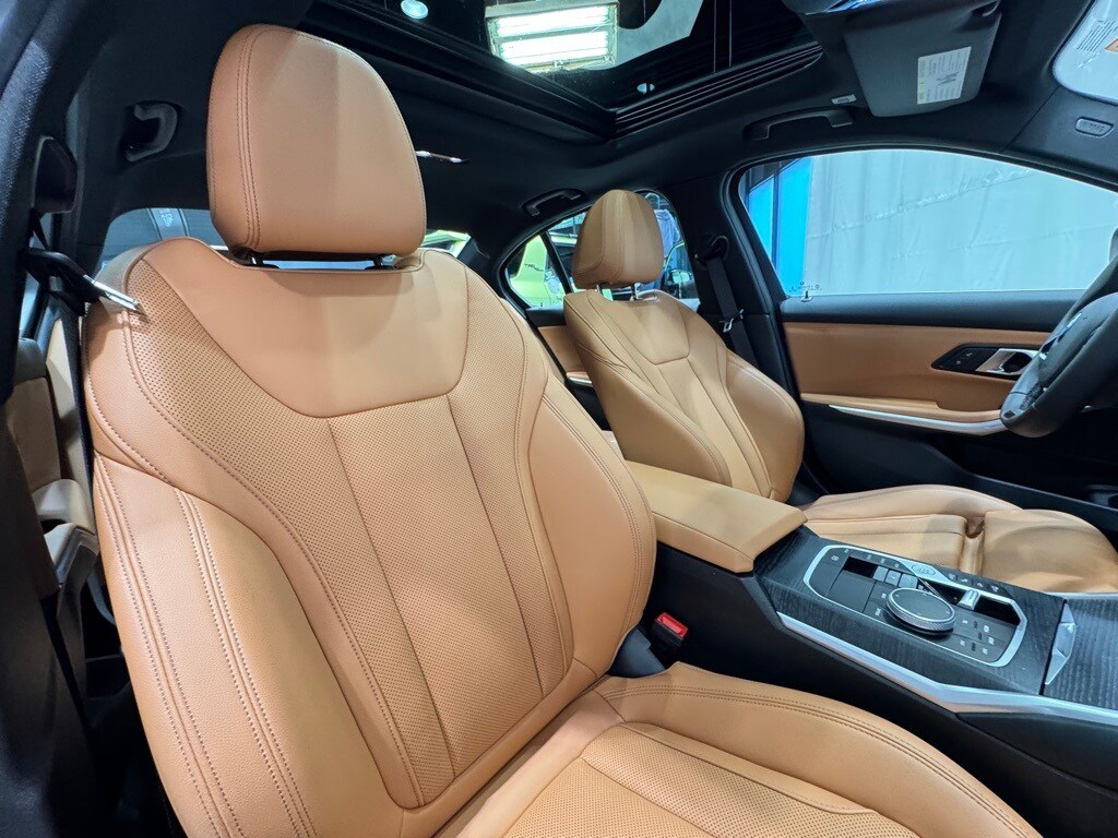 2025 BMW 330I - Image 31