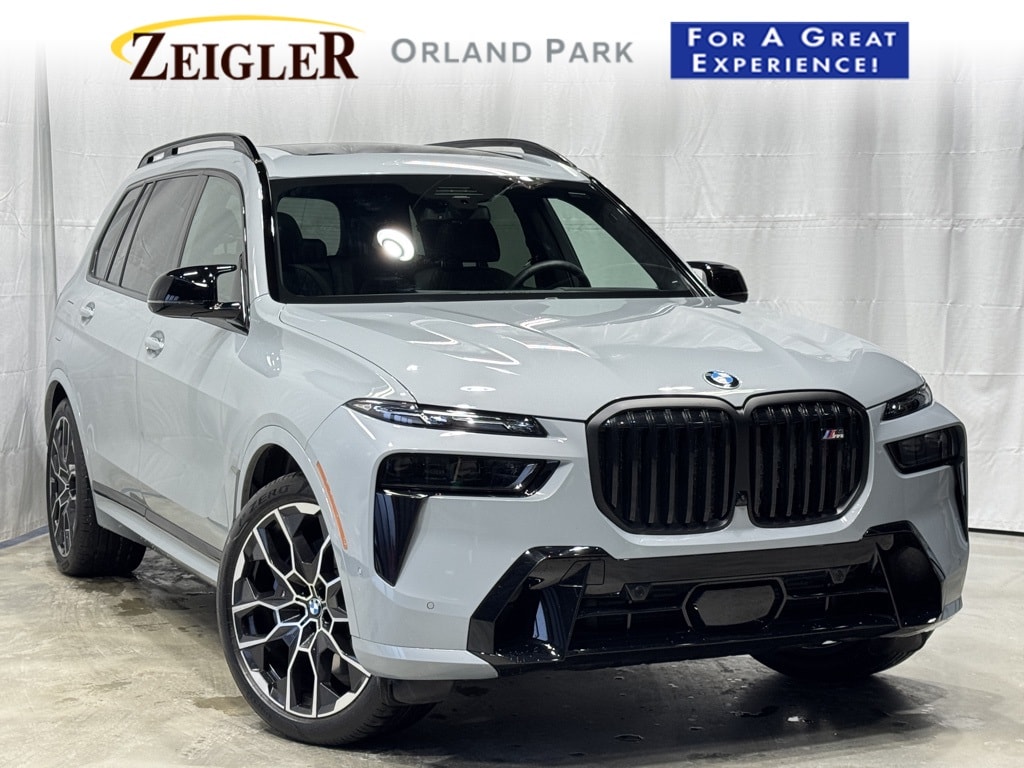 2025 BMW X7 - Image 1