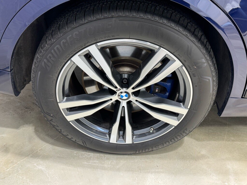 2024 BMW X7 - Image 9