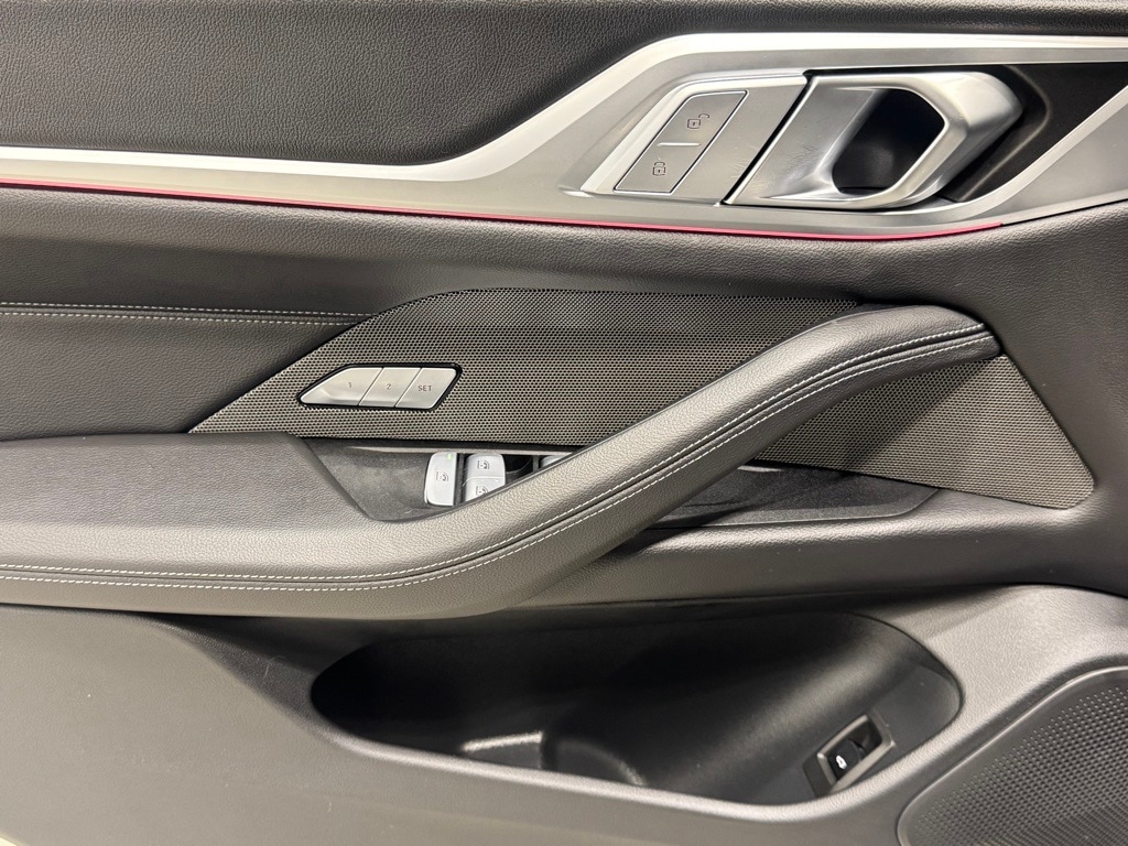 2025 BMW I4 - Image 19