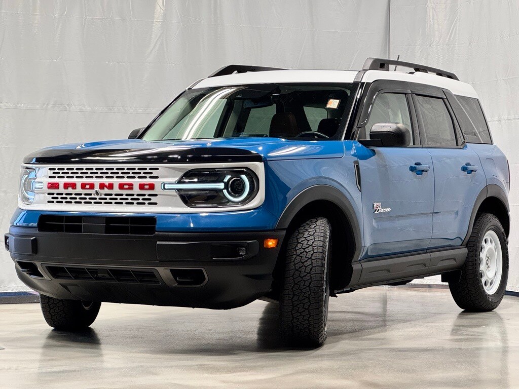 2023 Ford Bronco Sport Heritage photo 2