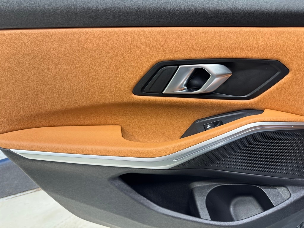 2025 BMW 330I - Image 23