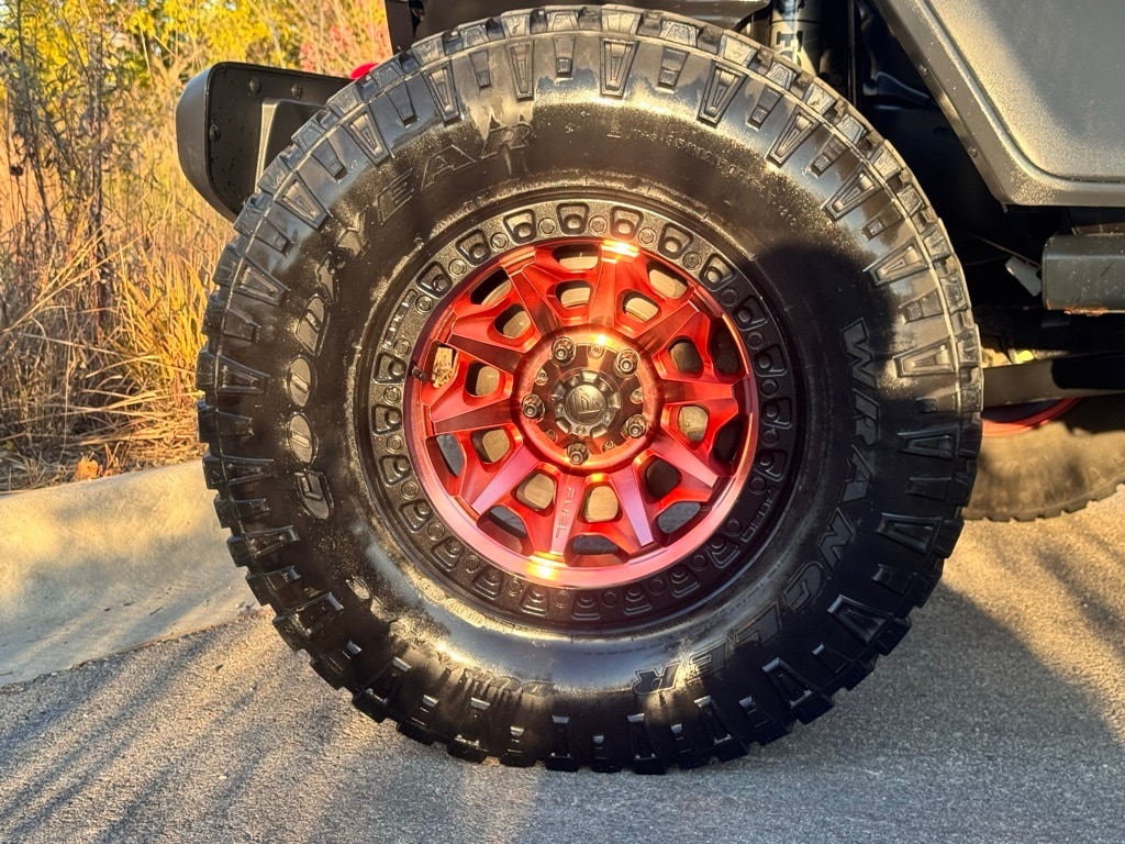 2019 JEEP WRANGLER - Image 11
