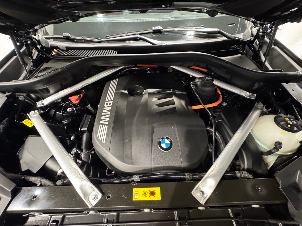 2024 BMW X5 - Image 32