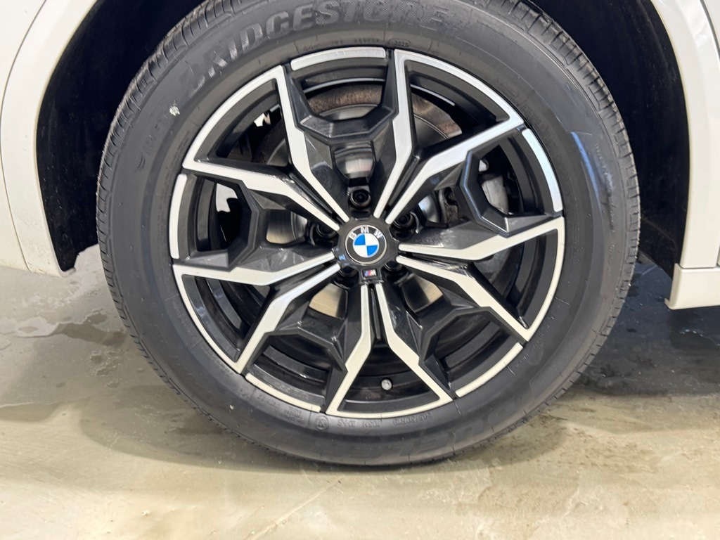 2023 BMW X3 - Image 9