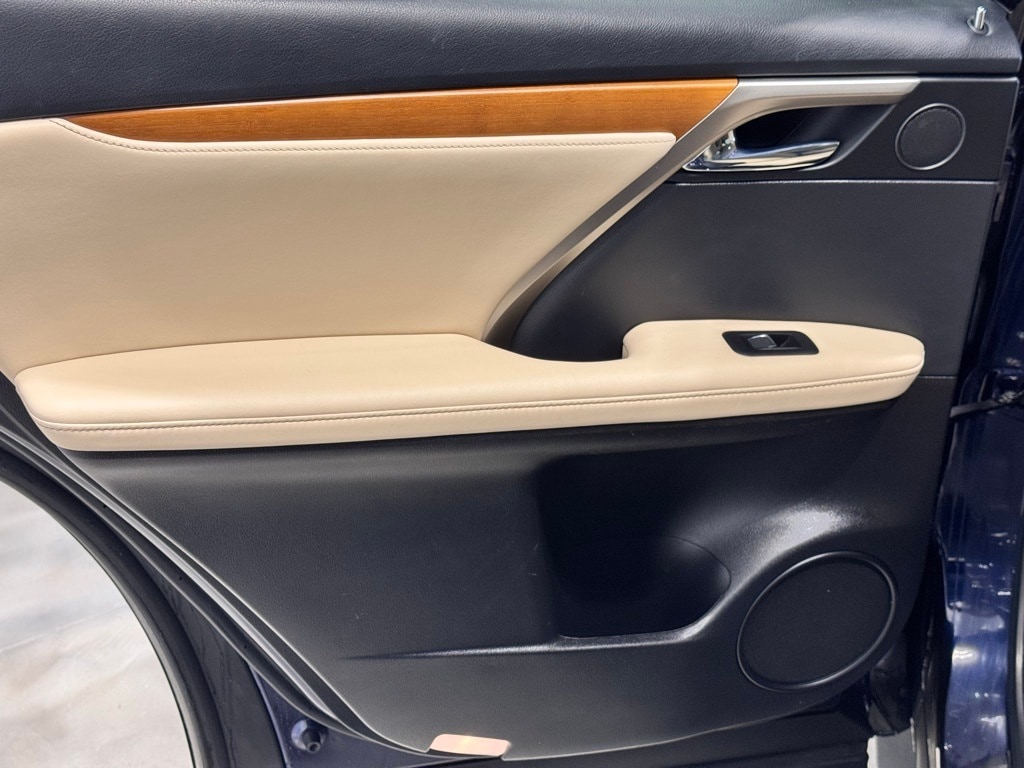 2022 LEXUS RX - Image 25