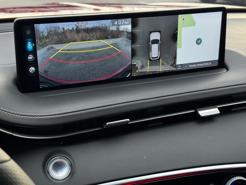 2024 GENESIS GV70 - Image 11