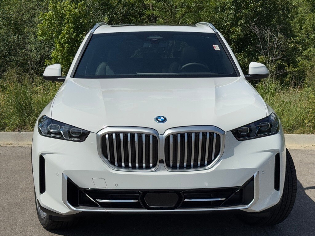 2026 Bmw X5 xDrive50e photo 2