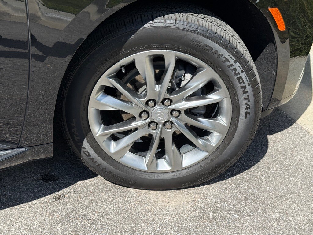 2022 Buick Enclave Avenir photo 4