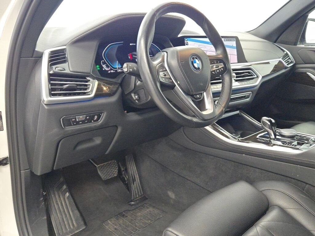 2023 BMW X5 - Image 8