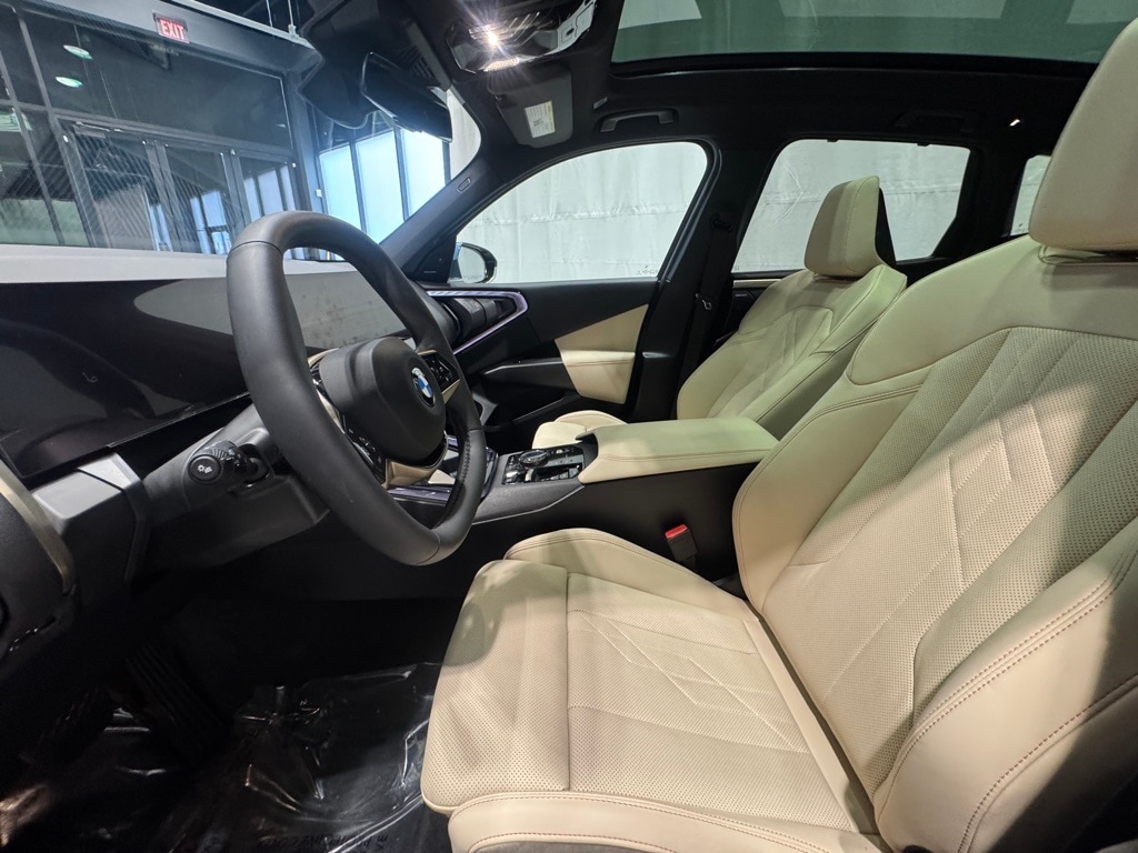 2025 BMW X3 - Image 21