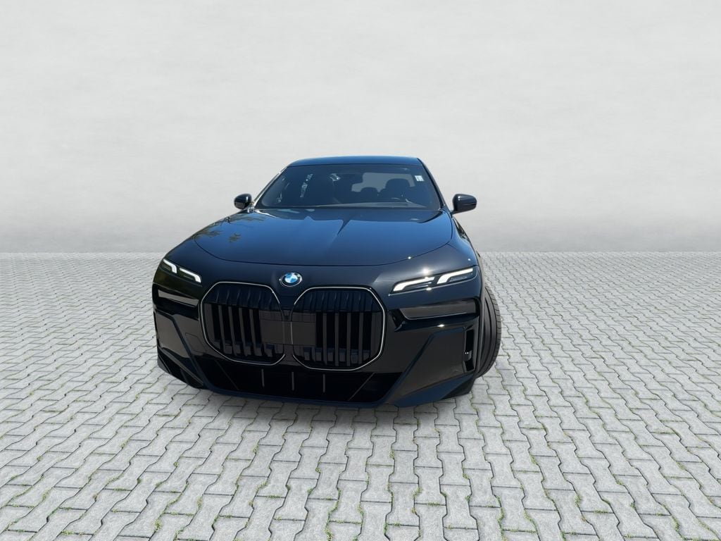 New 2026 BMW 740i xDrive Sedan