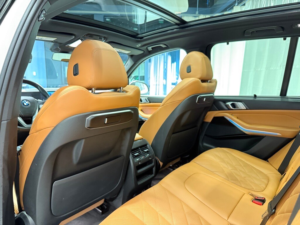 2024 BMW X5 - Image 25
